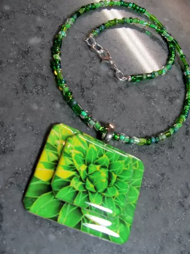 Green Abstract Necklace with FREE Matching Earrings